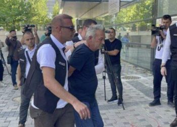 Akťakuza ndaj Sinisha Spasiqit: Vrasja e anëtarëve të familjes Ujkani në Reznik të Vushtrrisë, djegia e trupave dhe shtëpive