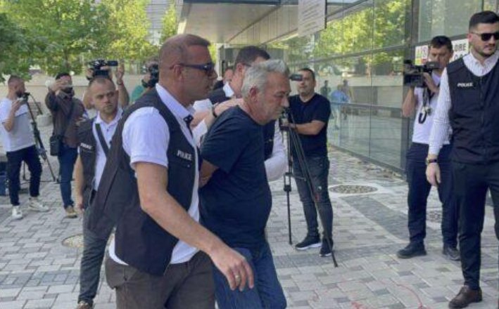 Akťakuza ndaj Sinisha Spasiqit: Vrasja e anëtarëve të familjes Ujkani në Reznik të Vushtrrisë, djegia e trupave dhe shtëpive