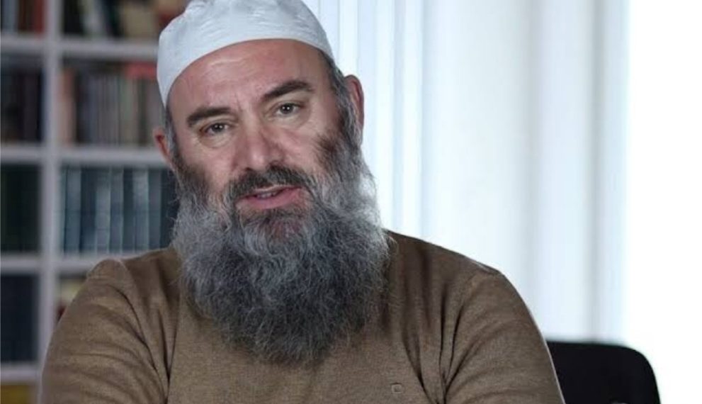 Reagon Bekir Halimi: Kam qenë hoxhë dhe pjesëmarrës në lúftërat e UÇK-së