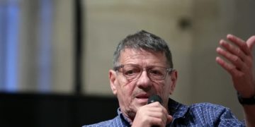 Shkrimtari serb Svetisllav Basara: “Serbia i fsheh krímet qe një shekull e gjysmë, por era e keqe ka dalë në sipërfaqe”