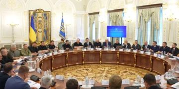 Ukraina mbledh Këshillin e Sigurisë dhe Mbrojtjes, diskutohen planet e rezistencës