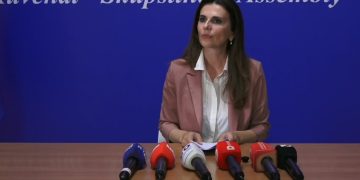 Çitaku paralajmëron veprime politike edhe jashtë Kuvendit