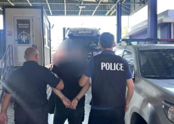 Ekstradohet nga Shqipëria një person i kërkuar me urdhërarrest ndërkombëtar