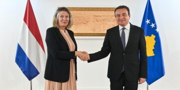 Kurti priti në takim lamtumirës ambasadoren e Holandës