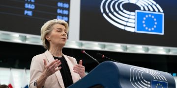 Presidentja e KE-së viziton rajonin – shmang Serbinë dhe Bosnjën