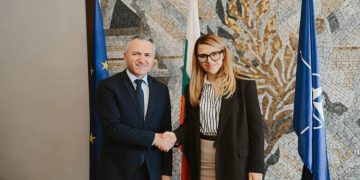 Zulfaj e kryediplomatja bullgare flasin për proces t’integrimit të Kosovës në BE