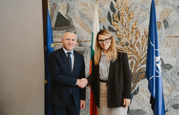 Zulfaj e kryediplomatja bullgare flasin për proces t’integrimit të Kosovës në BE