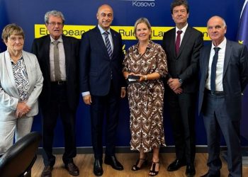 Delegacioni i Senatit francez viziton Kosovën