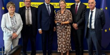 Delegacioni i Senatit francez viziton Kosovën