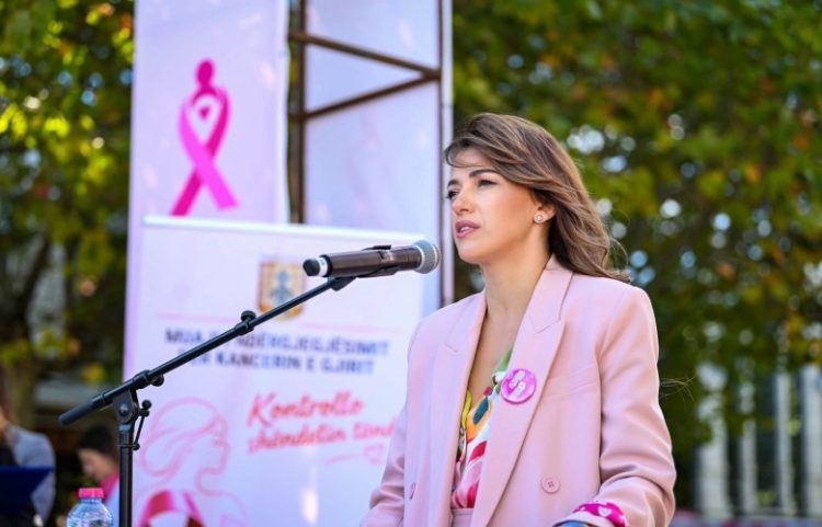Haxhiu për kancerin e gjirit: Gratë ta bëjnë kontrollin me kohë