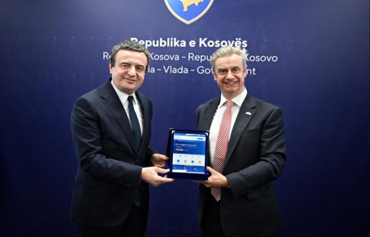 Platforma për Çështje të Komuniteteve i dorëzohet Qeverisë