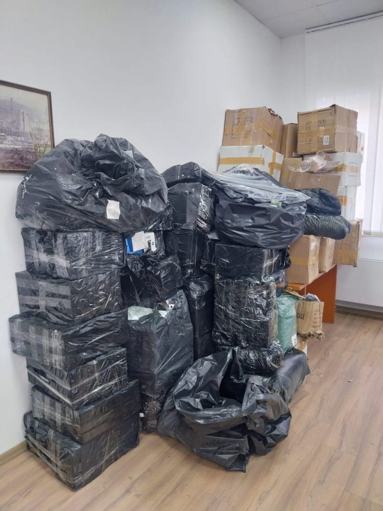 Sekuestrohen rreth 1,000 artikuj pa dokumentacion në Han të Elezit