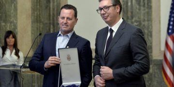 Grenell reagon për zhvillimet në Kosovë: “Hoti dhe kolegët e tij janë miq të mëdhenj të Amerikës”