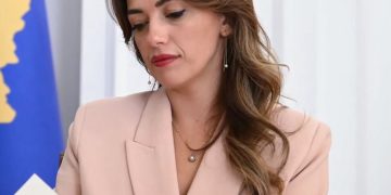 Haxhiu liron nga detyra 18 gjyqtarët serbë pas propozimit të KGJK-së