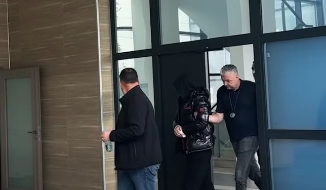 Sot mbahet seanca fillestare ndaj Fatmir Shehollit, i cili akuzohet për “Spiunazh” dhe “Shantazh”