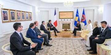 Haxhiu pranon letrat kredenciale nga ambasadori i Francës: Kosova e çmon lart miqësinë dhe mbështetjen e Francës