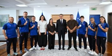 Kurti: Xhudoja model për zhvillimin e sportit kosovar, synimi “Prishtina 2030”