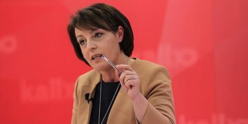 “Skandaloze, në Kosovë ka vetëm komunitet serb”, Gërvalla reagon rreth propozimit të Simiqit për nënkryetar të Kuvendit