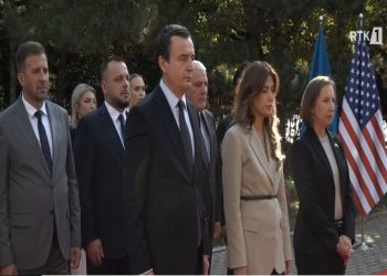 Haxhiu e Kurti përkujtojnë 11 Shtatorin: Kosova qëndron përkrah Amerikës|Video