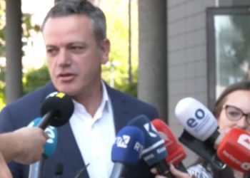 Gashi para seancës: Tash po e kuptoni kush po e bllokon Kuvendin