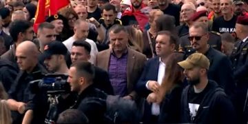 Ali Ahmeti, Hamza e Haradinaj i bashkohen “Marshit për Liri”, marrin pjesë edhe deputetë të VV-së