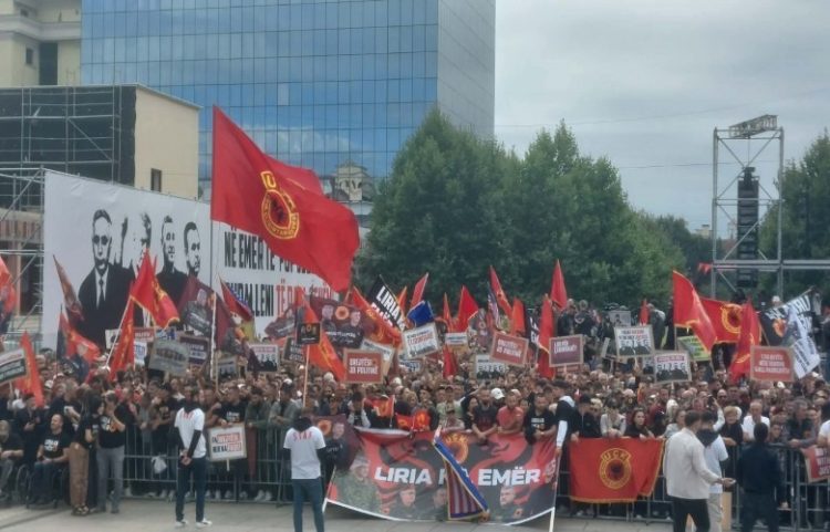 Qeveria falënderon organizatorët dhe pjesëmarrësit e `Marshit për Liri`