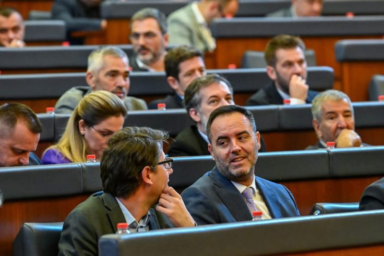 Betohet kabineti qeveritar “Kurti 4”