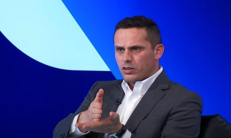 Gruda flet për takimin e Rrustem Mustafës me Kurtin dhe emrin e PDK-së për President