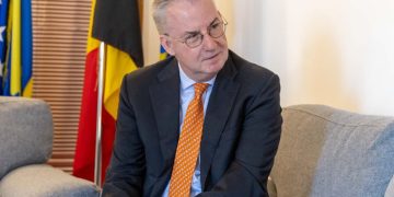 Schuebel: Vazhdojmë të qëndrojmë përkrah Kosovës