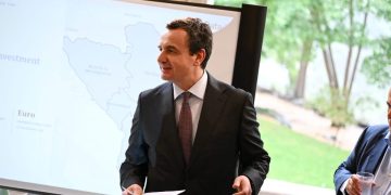 Kurti nga SHBA-të: Mërgata dikur sakrifikonte për Kosovën, sot mund të investojë për të fituar