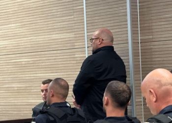 Salih Sekiraqa ballafaqohet me pronarin e lokalit: A ke qenë najher tek unë me lyp pare