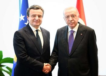 Kurti takohet me Erdoganin, diskutojnë edhe për aktgjykimin e Speciales