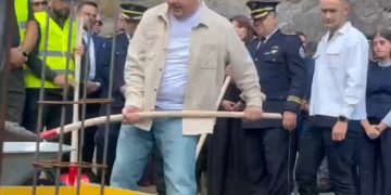 Vendoset në Banjskë gurthemeli i obeliskut për heroin Afrim Bunjaku