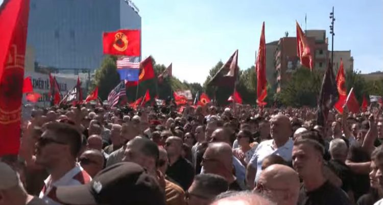 Të dielën protestë në Shkup kundër vendimit të Speciales