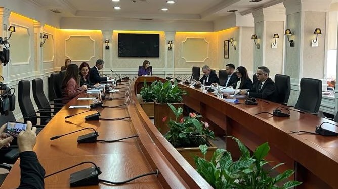 Kryesia e Kuvendit nis mbledhjen e parë të legjislaturës së 11-të