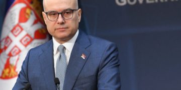 Vuçeviç pas arrestimit të 9 serbëve: “Nuk do të qëndrojmë të heshtur”