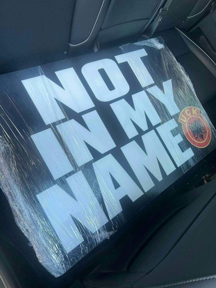 Shqiptarët në Texas me protestë në mbrojtje të krerëve të UÇK-së dhe kundër verdiktit të Speciales