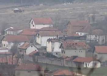 Detaje nga aktakuza për Prekazin ’98, dëshmitari: Si u rrethua lagjja Jashari?