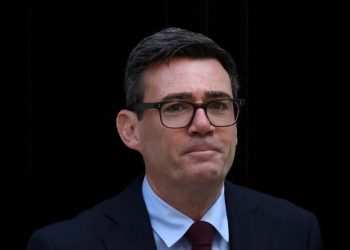 Kryeministri i Britanisë mbron sanksionet ndaj vendbanimeve të paligjshme izr@elite