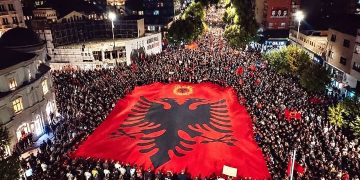 Përfundon protesta për sot