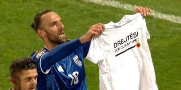 Vedat Muriqi ia dedikon golin çlirimtarëve: Jo në emrin tim