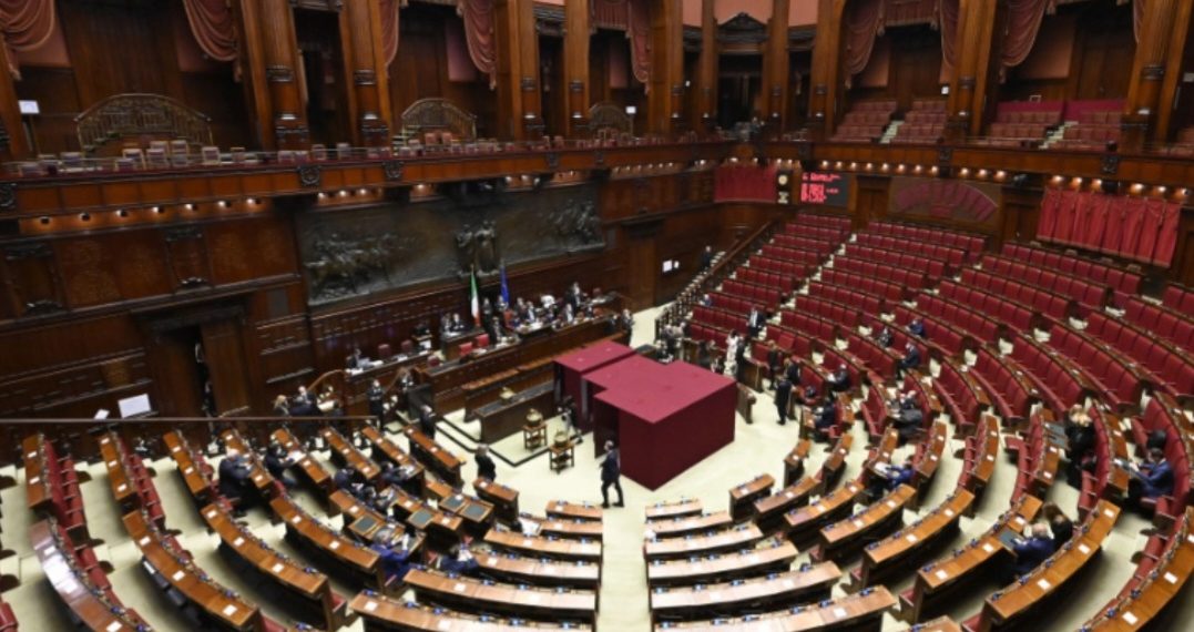 Senati italian miratoi ligjin për futjen e energjisë bërthamore në sistemin energjetik