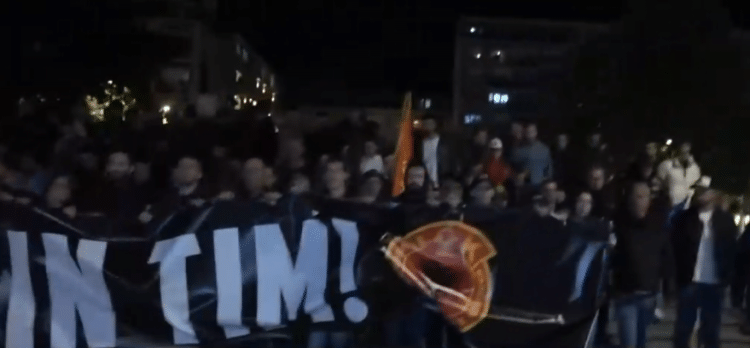 Nata e 17-të e protestës në Prishtinë kundër aktgjykimit të Speciales