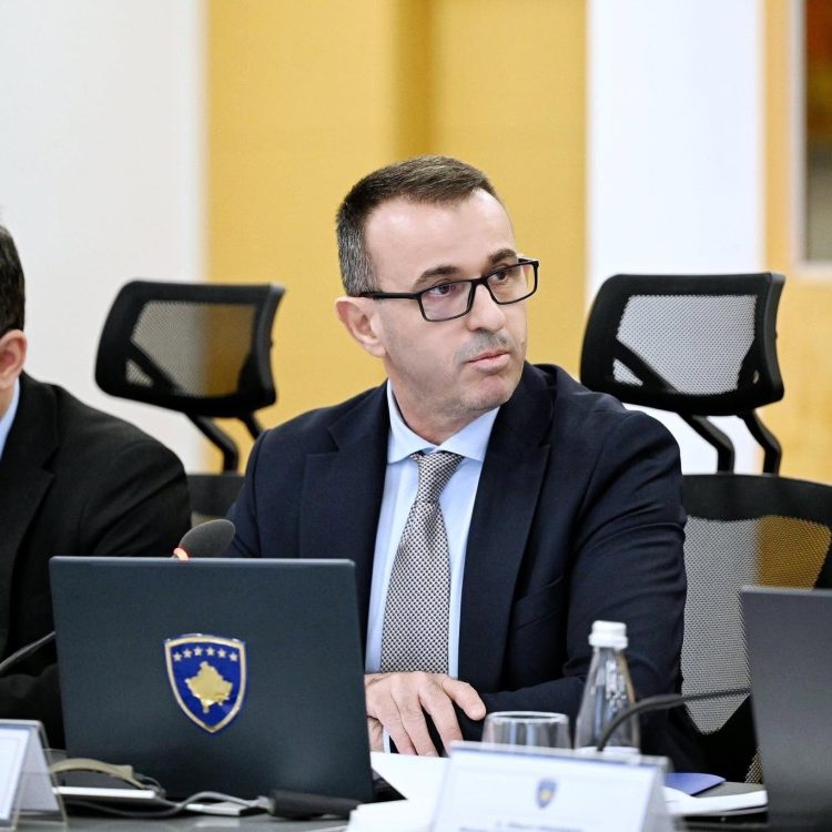 Gashani garanton se do të mbahen Lojërat Mesdhetare: Rama po sillet si fëmijë i pakënaqur