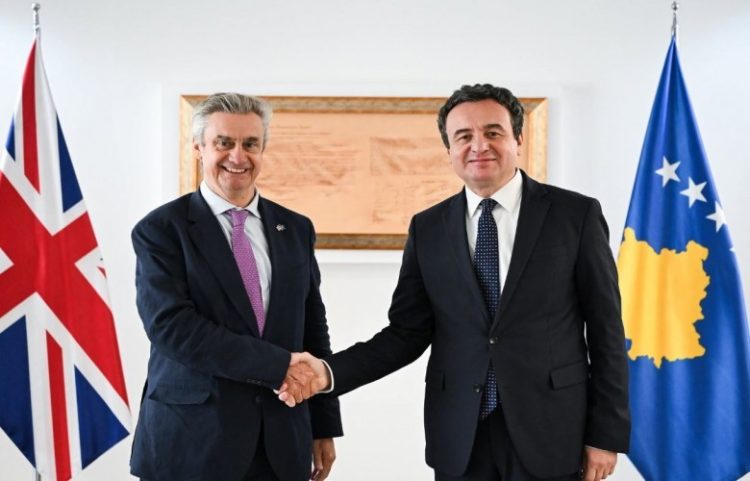 Kurti pret ambasadorin britanik,në fokus finalizimi i formimit të institucioneve