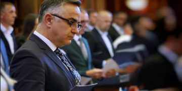 Tahiri për Ligjin për Specialen: Nesër nuk duhet të bëhet lojë