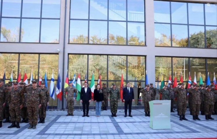 Thellohet bashkëpunimi Kosovë-Shqipëri, 39 kadetë të FSK-së nisin trajnimin