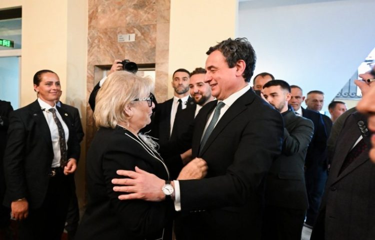 Kurti: Institucionet, të fokusohen në punë