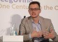 Mujanoviç: Qeveria dhe opozita në Kosovë meritojnë lavdërime për stabilitetin