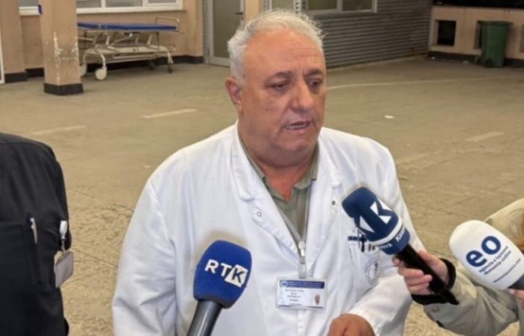Përfundon operimi i pacientit të plagosur me armë, gjendja e rëndë por stabile